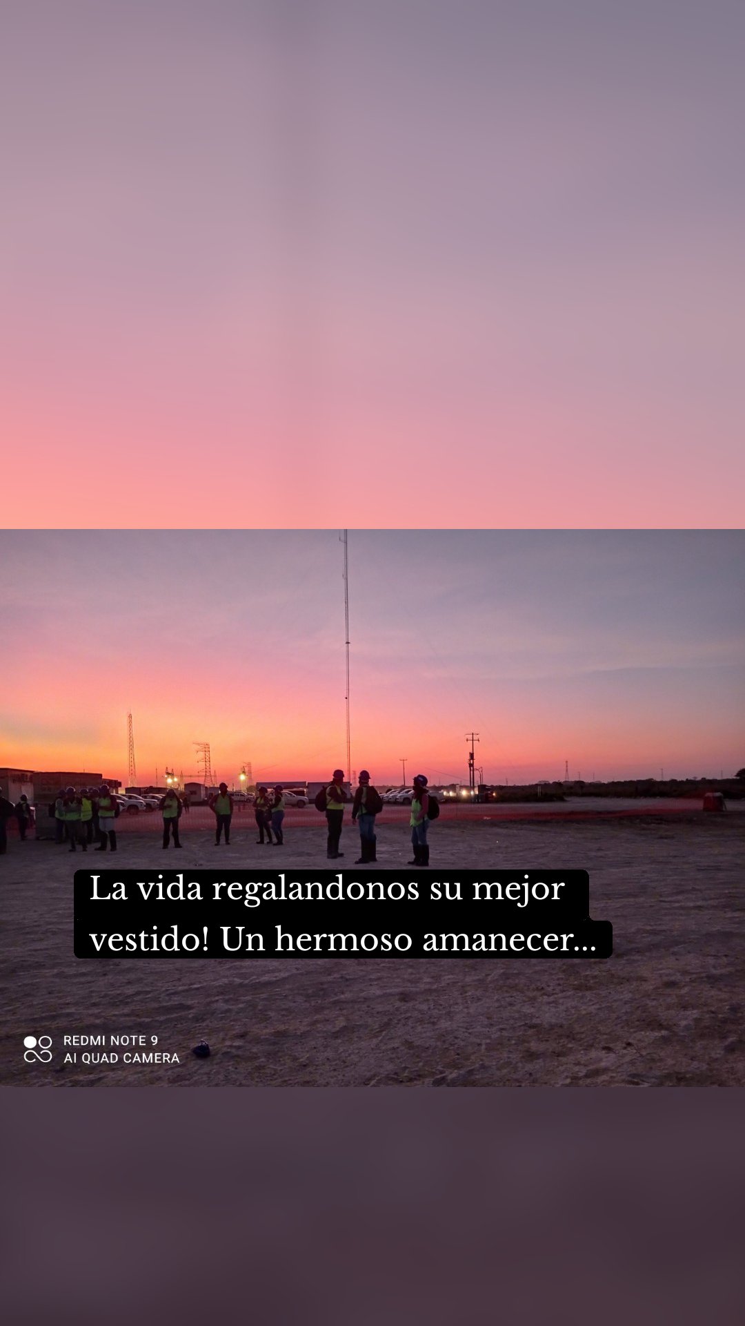 La vida regalandonos su mejor vestido! Un hermoso amanecer...